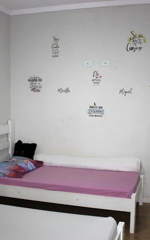 Casa à venda com 51m², 4 quartos e 1 vagaQuarto 1