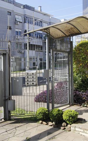 Apartamento à venda com 151m², 2 quartos e 2 vagasFachada