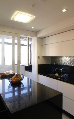 Apartamento à venda com 151m², 2 quartos e 2 vagasCozinha