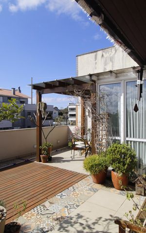 Apartamento à venda com 151m², 2 quartos e 2 vagasVaranda da Sala 2