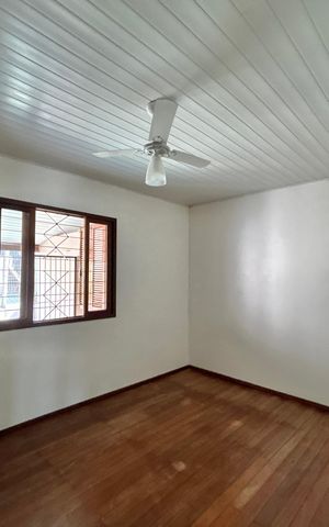Casa à venda com 166m², 3 quartos e 2 vagas Casa à venda com 166m², 3 quartos e 2 vagasQuarto 1