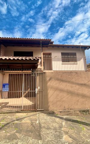 Casa à venda com 166m², 3 quartos e 2 vagas Casa à venda com 166m², 3 quartos e 2 vagasPlaca