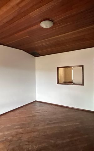 Casa à venda com 166m², 3 quartos e 2 vagas Casa à venda com 166m², 3 quartos e 2 vagasSala