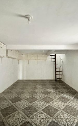 Casa à venda com 166m², 3 quartos e 2 vagas Casa à venda com 166m², 3 quartos e 2 vagasGaragem