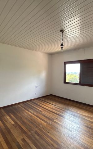 Casa à venda com 166m², 3 quartos e 2 vagas Casa à venda com 166m², 3 quartos e 2 vagasSuíte 2