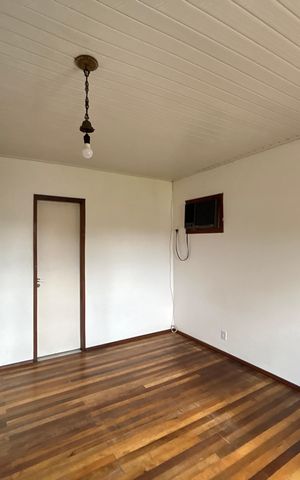 Casa à venda com 166m², 3 quartos e 2 vagas Casa à venda com 166m², 3 quartos e 2 vagasSuíte 2