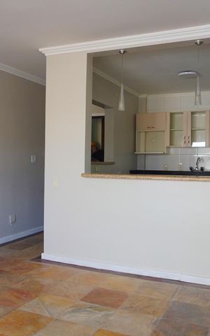 Apartamento à venda com 105m², 4 quartos e 1 vaga Apartamento à venda com 105m², 4 quartos e 1 vagaSala