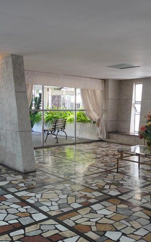 Apartamento à venda com 105m², 4 quartos e 1 vaga Apartamento à venda com 105m², 4 quartos e 1 vagaHall de entrada