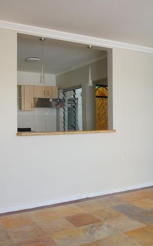 Apartamento à venda com 105m², 4 quartos e 1 vaga Apartamento à venda com 105m², 4 quartos e 1 vagaSala