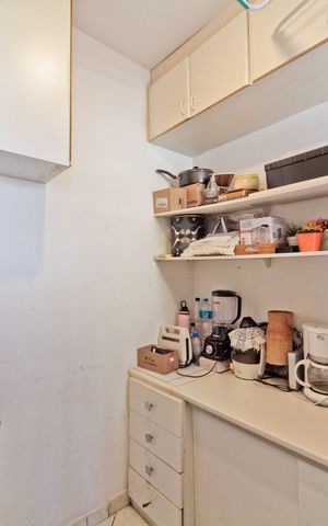Apartamento à venda com 106m², 3 quartos e 2 vagas Apartamento à venda com 106m², 3 quartos e 2 vagasÁrea de Serviço