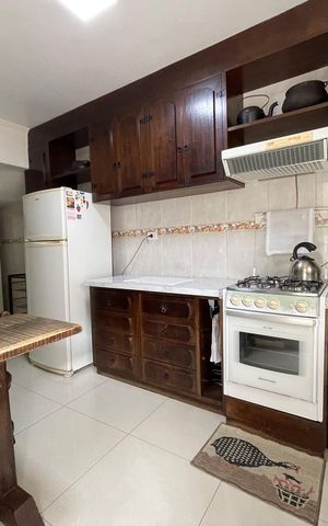 Casa à venda com 250m², 3 quartos e 2 vagas Casa à venda com 250m², 3 quartos e 2 vagasCozinha