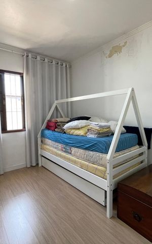 Casa à venda com 250m², 3 quartos e 2 vagas Casa à venda com 250m², 3 quartos e 2 vagasQuarto 2