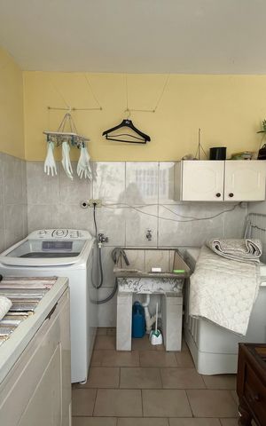 Casa à venda com 250m², 3 quartos e 2 vagas Casa à venda com 250m², 3 quartos e 2 vagasQuintal
