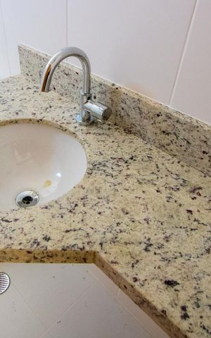 Apartamento à venda com 86m², 3 quartos e 2 vagas Apartamento à venda com 86m², 3 quartos e 2 vagasBanheiro social
