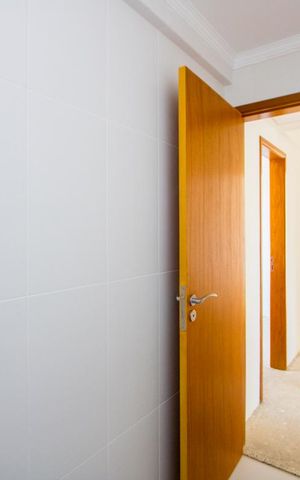 Apartamento à venda com 86m², 3 quartos e 2 vagas Apartamento à venda com 86m², 3 quartos e 2 vagasBanheiro social