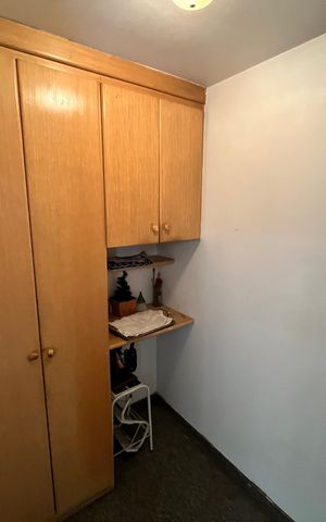 Apartamento à venda com 174m², 4 quartos e 4 vagas Apartamento à venda com 174m², 4 quartos e 4 vagasQuarto de Serviço