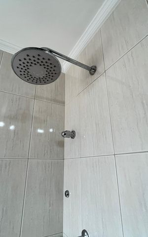 Apartamento à venda com 174m², 4 quartos e 4 vagas Apartamento à venda com 174m², 4 quartos e 4 vagasBanheiro da Suíte
