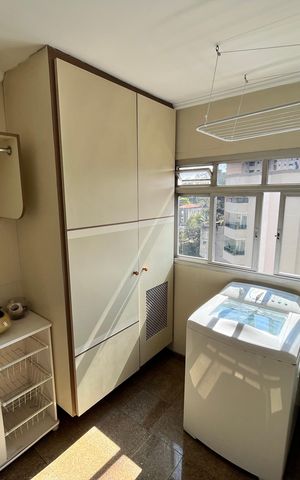 Apartamento à venda com 174m², 4 quartos e 4 vagas Apartamento à venda com 174m², 4 quartos e 4 vagasÁrea de Serviço