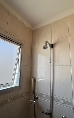 Apartamento à venda com 174m², 4 quartos e 4 vagas Apartamento à venda com 174m², 4 quartos e 4 vagasBanheiro Social