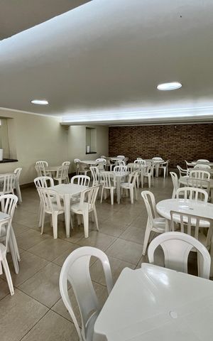 Apartamento à venda com 174m², 4 quartos e 4 vagas Apartamento à venda com 174m², 4 quartos e 4 vagasÁrea comum - Salão de festas