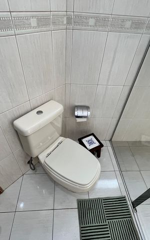 Apartamento à venda com 174m², 4 quartos e 4 vagas Apartamento à venda com 174m², 4 quartos e 4 vagasBanheiro da Suíte