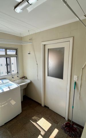 Apartamento à venda com 174m², 4 quartos e 4 vagas Apartamento à venda com 174m², 4 quartos e 4 vagasÁrea de Serviço