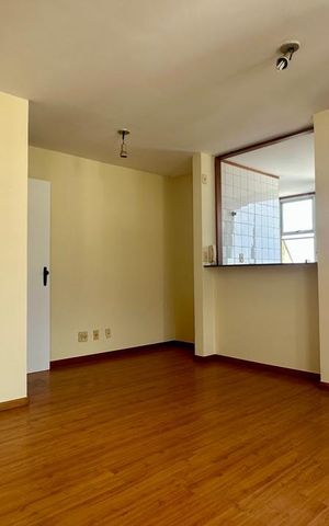 Apartamento à venda com 120m², 2 quartos e 2 vagas Apartamento à venda com 120m², 2 quartos e 2 vagasSala