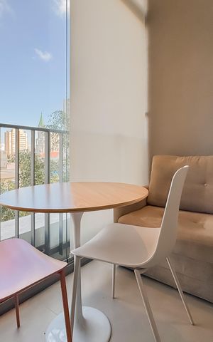 Apartamento à venda com 25m², 1 quarto e sem vaga Apartamento à venda com 25m², 1 quarto e sem vagaVaranda