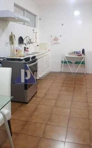 Apartamento à venda com 222m², 4 quartos e 1 vaga