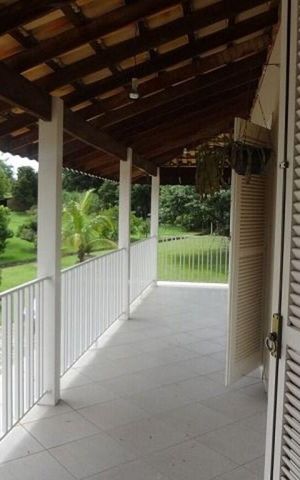 Casa de condomínio à venda com 500m², 4 quartos e 6 vagas