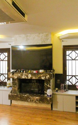 Casa à venda com 150m², 6 quartos e 4 vagas Casa à venda com 150m², 6 quartos e 4 vagasCasa 1 - Sala