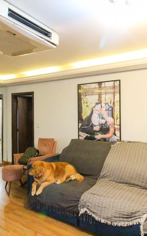 Casa à venda com 150m², 6 quartos e 4 vagas Casa à venda com 150m², 6 quartos e 4 vagasCasa 1 - Sala
