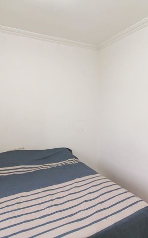 Casa à venda com 150m², 6 quartos e 4 vagas Casa à venda com 150m², 6 quartos e 4 vagasCasa 2 - Quarto