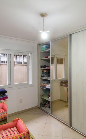 Casa à venda com 150m², 6 quartos e 4 vagas Casa à venda com 150m², 6 quartos e 4 vagasCasa 1 - Quarto 1