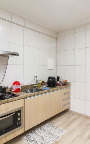 Casa à venda com 150m², 6 quartos e 4 vagas Casa à venda com 150m², 6 quartos e 4 vagasCasa 2 - Cozinha