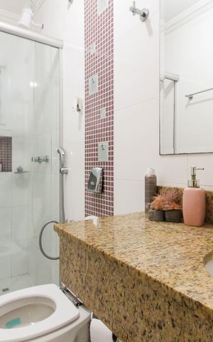 Casa à venda com 150m², 6 quartos e 4 vagas Casa à venda com 150m², 6 quartos e 4 vagasCasa 1 - Banheiro social