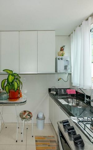 Apartamento à venda com 133m², 2 quartos e 2 vagas Apartamento à venda com 133m², 2 quartos e 2 vagasCozinha