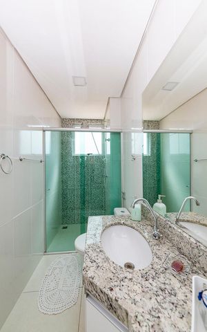 Apartamento à venda com 133m², 2 quartos e 2 vagas Apartamento à venda com 133m², 2 quartos e 2 vagasBanheiro Social 2