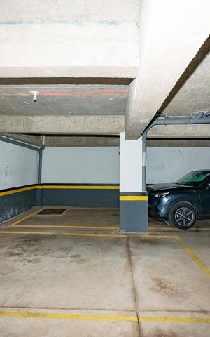 Apartamento à venda com 133m², 2 quartos e 2 vagas Apartamento à venda com 133m², 2 quartos e 2 vagasGaragem