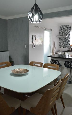 Casa para alugar com 240m², 3 quartos e 5 vagasCopa