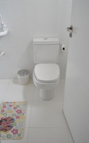 Casa para alugar com 240m², 3 quartos e 5 vagasBanheiro do Quarto 2