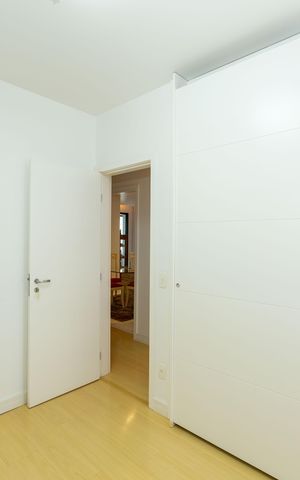 Apartamento à venda com 136m², 4 quartos e 3 vagas Apartamento à venda com 136m², 4 quartos e 3 vagasQuarto 2
