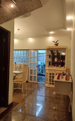 Casa à venda com 200m², 3 quartos e 2 vagas