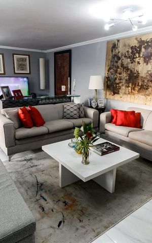 Apartamento à venda com 160m², 3 quartos e 2 vagas Apartamento à venda com 160m², 3 quartos e 2 vagasSala