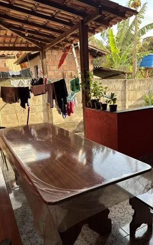 Casa à venda com 200m², 3 quartos e 2 vagas Casa à venda com 200m², 3 quartos e 2 vagasChurrasqueira