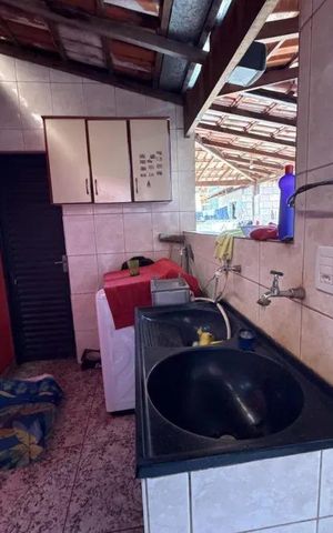 Casa à venda com 200m², 3 quartos e 2 vagas Casa à venda com 200m², 3 quartos e 2 vagasLavanderia