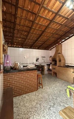Casa à venda com 200m², 3 quartos e 2 vagas Casa à venda com 200m², 3 quartos e 2 vagasChurrasqueira