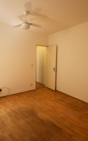 Casa à venda com 181m², 2 quartos e 2 vagasEdícula - Quarto