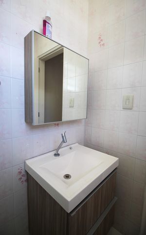 Casa à venda com 181m², 2 quartos e 2 vagasBanheiro do Quarto 2