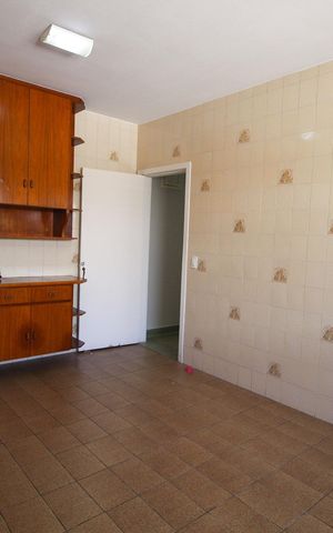 Casa à venda com 181m², 2 quartos e 2 vagasCozinha